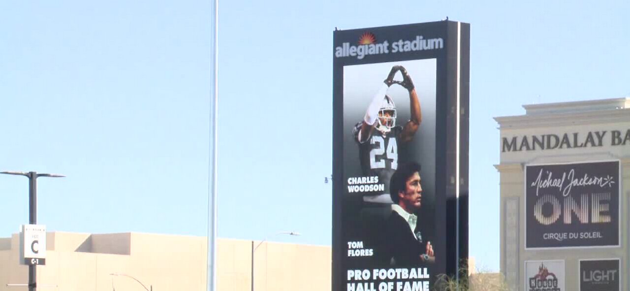 New Allegiant Stadium billboard honors two new NFL Hall of Fame members