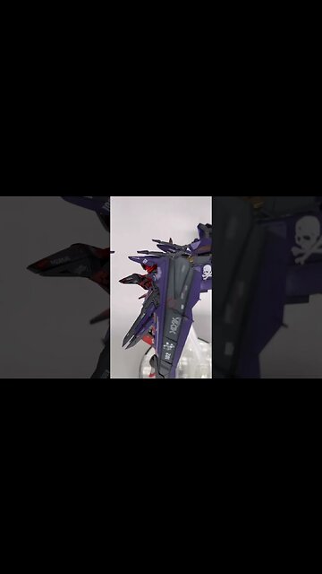 Justice Gundam #ガンプラ #anime #twice #craftsupplies #twicetv #バンダイ #cuttingmat #toy #sewingsupplies