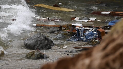 3 Dead After Boat Capsizes Near San Diego