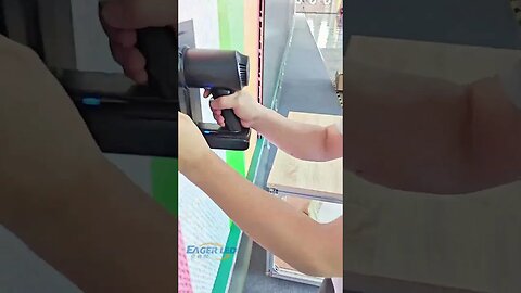 Ultra-thin LED cabinet, technicians install LED modules.#ledvideowall #eagerled #ledwall #shorts