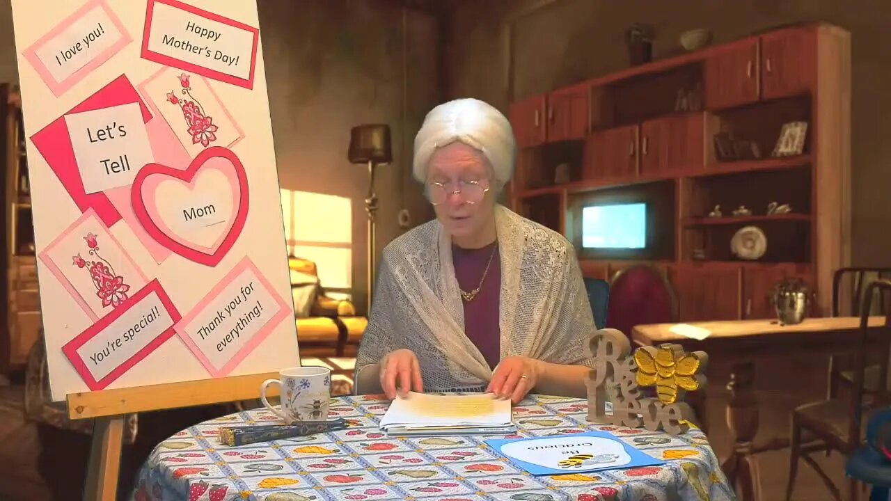 Grandma Kitty's House: Let's Tell Mom