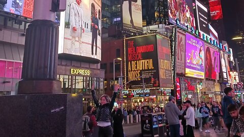 Being In Timessquare As A New Yorker