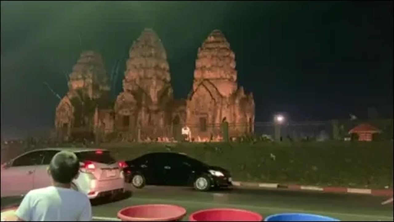 Frightened🙉Monkeys🐒Running👀Away💥From🎆Fireworks💥🔥😎🍺