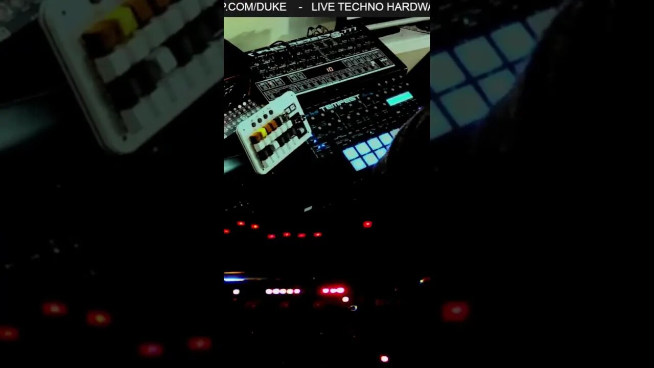 Xmas Duke - 909 Rolls 001 #techno #acid #rave #uk #beatmaker #tekno #live #breaks #duke #gig