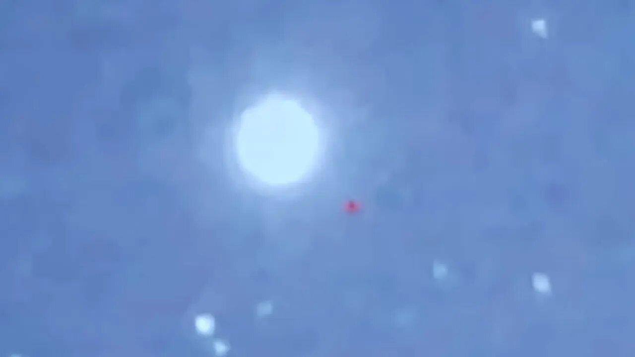 Giant Sphere Flashes from Above/ UFO flyby/ Lightsaber Orb Battle LoL