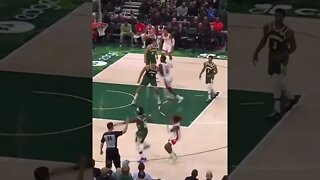 JALEN GREEN CROSSING JRUE HOLIDAY #SHEESH