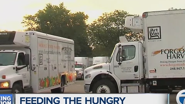 Forgotten Harvest helping feed the hungry during the holidays
