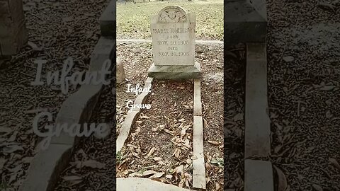 #taphophile #infantgrave #cemetery #tombstone #gravelyhillcemetery #,pioneer #jacksonville