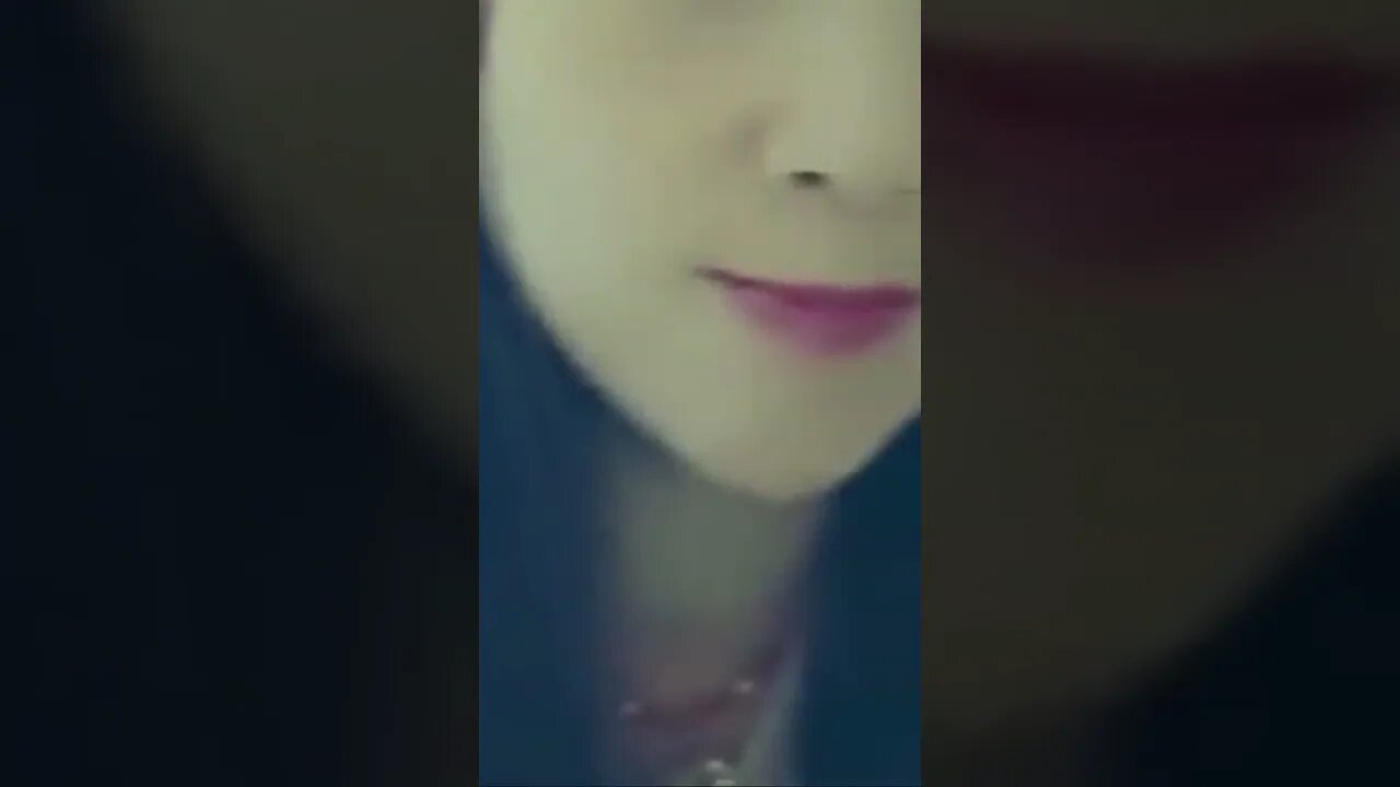 Chinese Girl Has A Pretty Face
