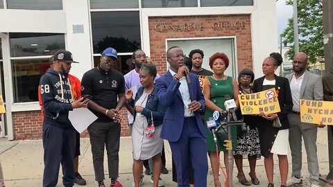 The Canarsie Anti-Gun Violence Rally hosted @JibreelJalloh @TheFlossyOrg