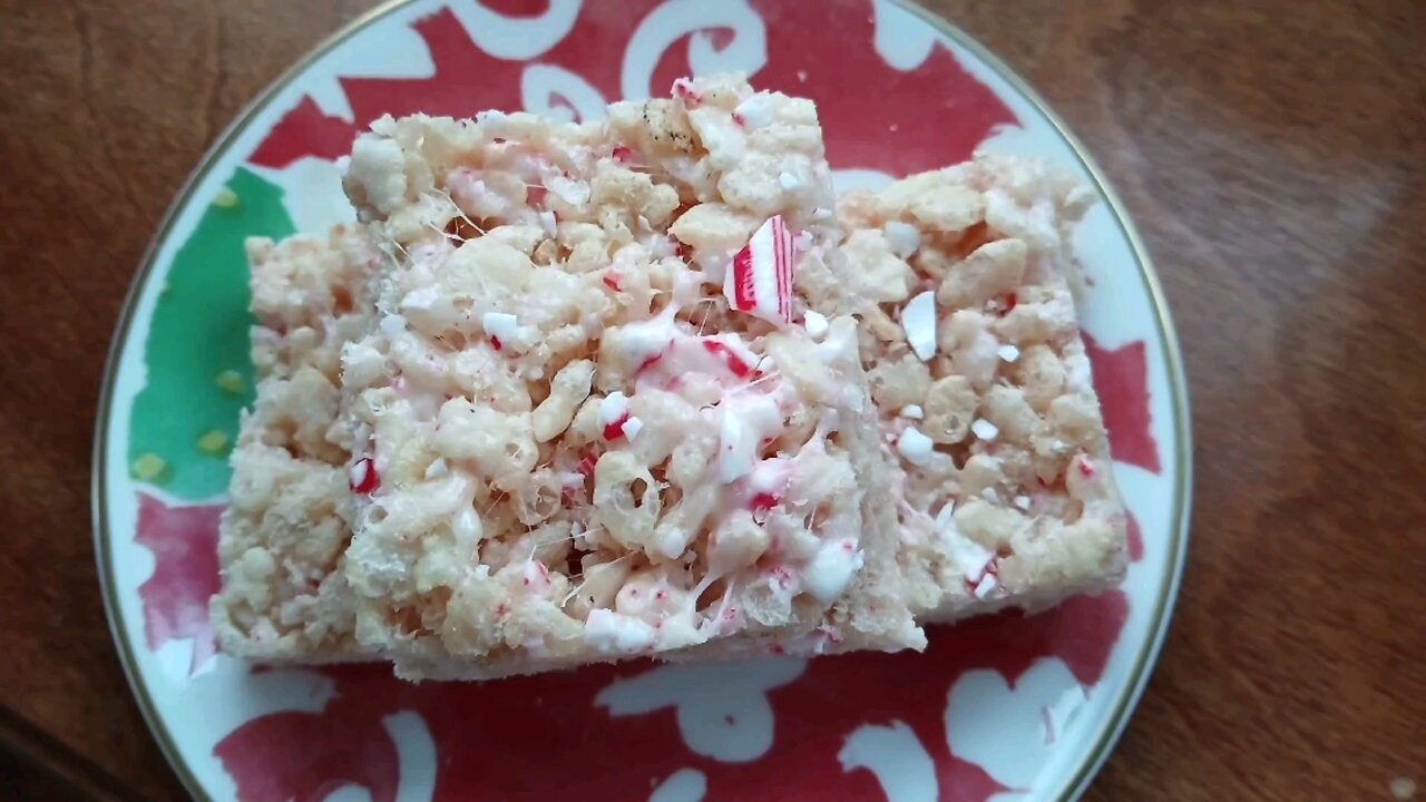 Peppermint Rice Crispy Treats