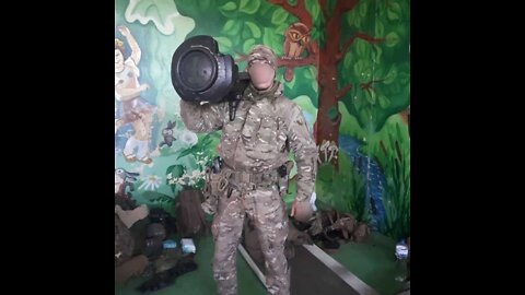 Ukraine: neo-Nazis occupied kindergarten... Why whining when the Russians bomb them?