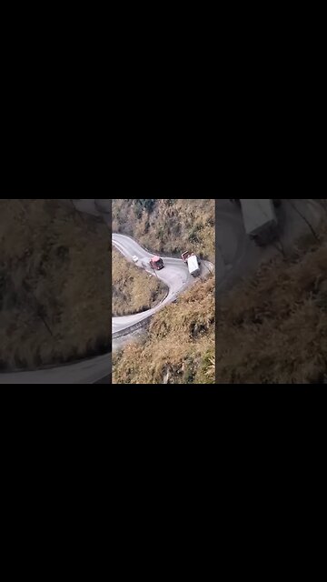 Yooo! The road 🤔🤔 #shorts #short #subscribe #viral #shortvideo #reels #funny #viralreels #lol