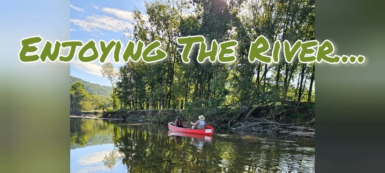 Enjoying the river 🏞️...