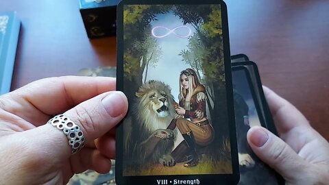 Unboxing The Steampunk Tarot by Barbara Moore