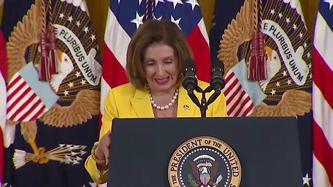 Nancy Pelosi Laughs To Herself As She Instructs Audience To Clap: "That Was An Applause Line"