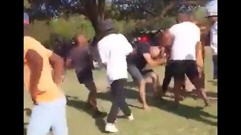 A Resort Owner Is Brutally Attacked And Stabbed By A Group Who Was Making Trouble In South Africa