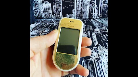 Nokia 7370 old school