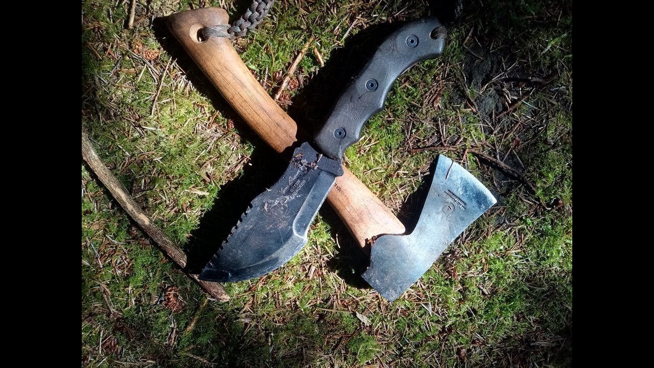 Axe vs Knife vs Tree