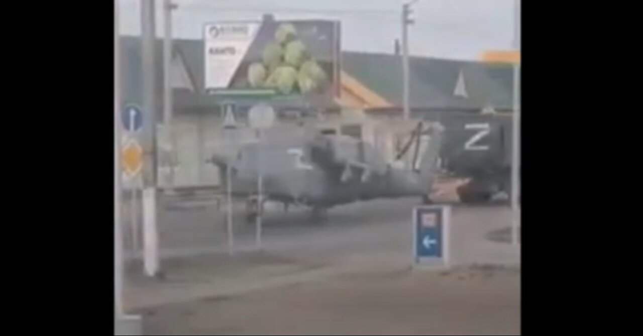 Move of the damaged helicopter from Chernobaevka by Russian Troops