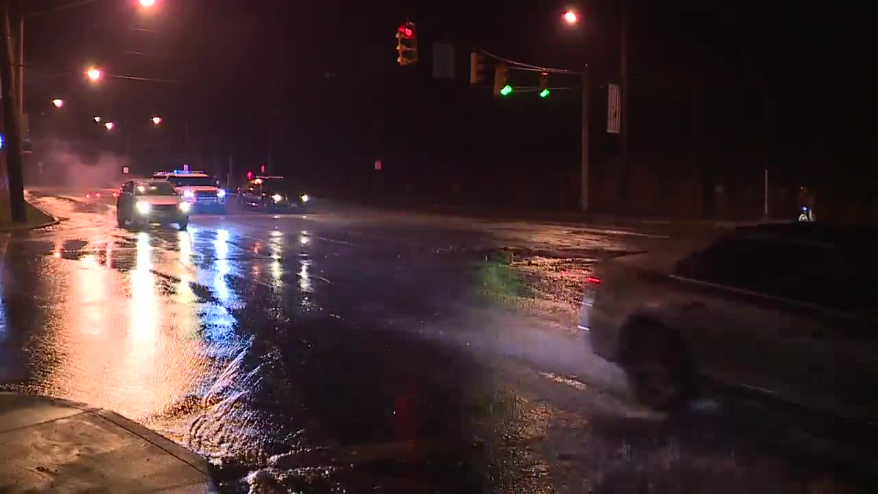 Water main break closes left two lanes of Cedar Hill