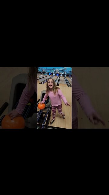ellie bowling