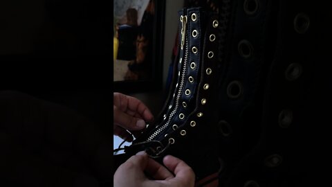 modified method lacing in boot zipper.