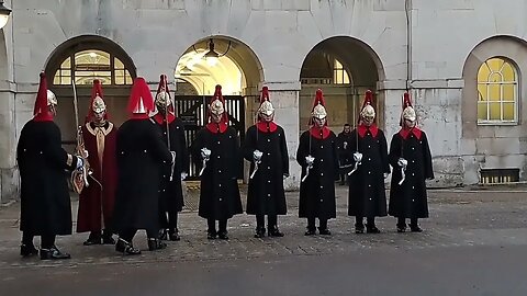 carry swords play the trumpet 🎺 #horseguardsparade