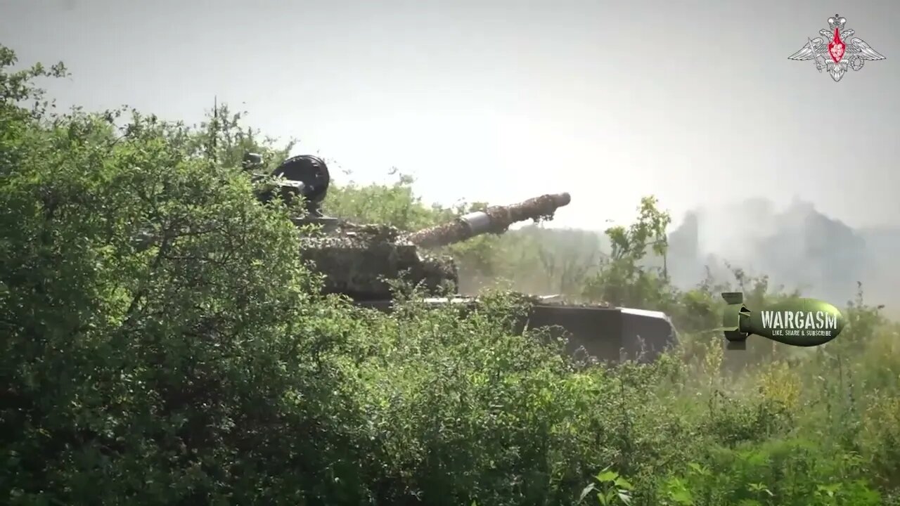 Russian T-72B3M tank at work in Kupyansk