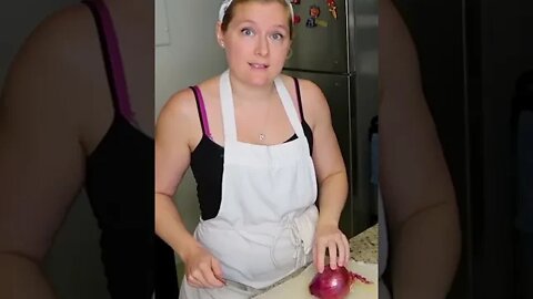 #knifeskills #shorts #onions #redonion #howto #howtocook #mealprep #cookingtips #cookingathome