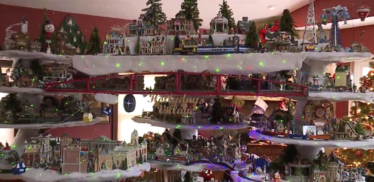 Middleburg Heights family works for months to spread holiday cheer with their miniature display