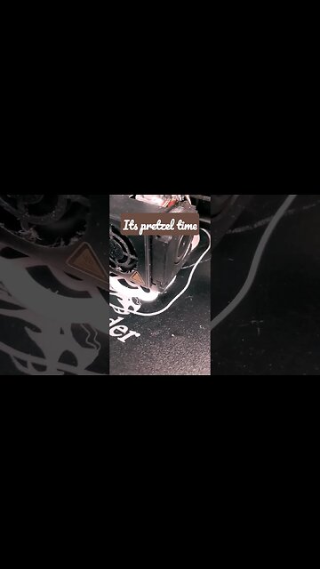 the sound of a 3d printer is soothing #3dprinting #foodie #artclass