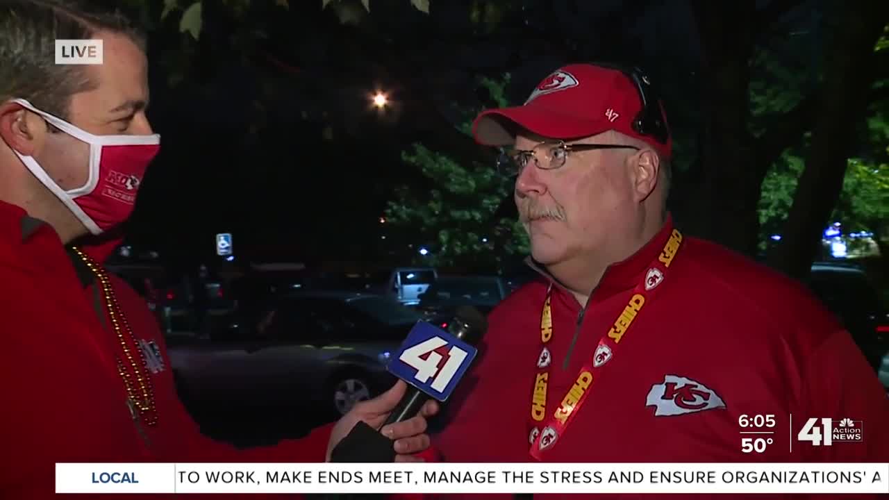 "Coach Reid" stops by Red Friday fundraiser