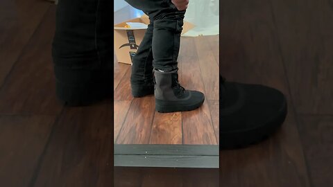 Yeezy 950 Pirate Black 🏴‍☠️ TTS boot size 9.5