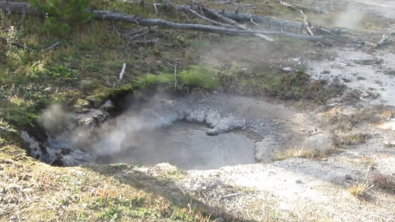 Yellowstone's Chain Lakes Group