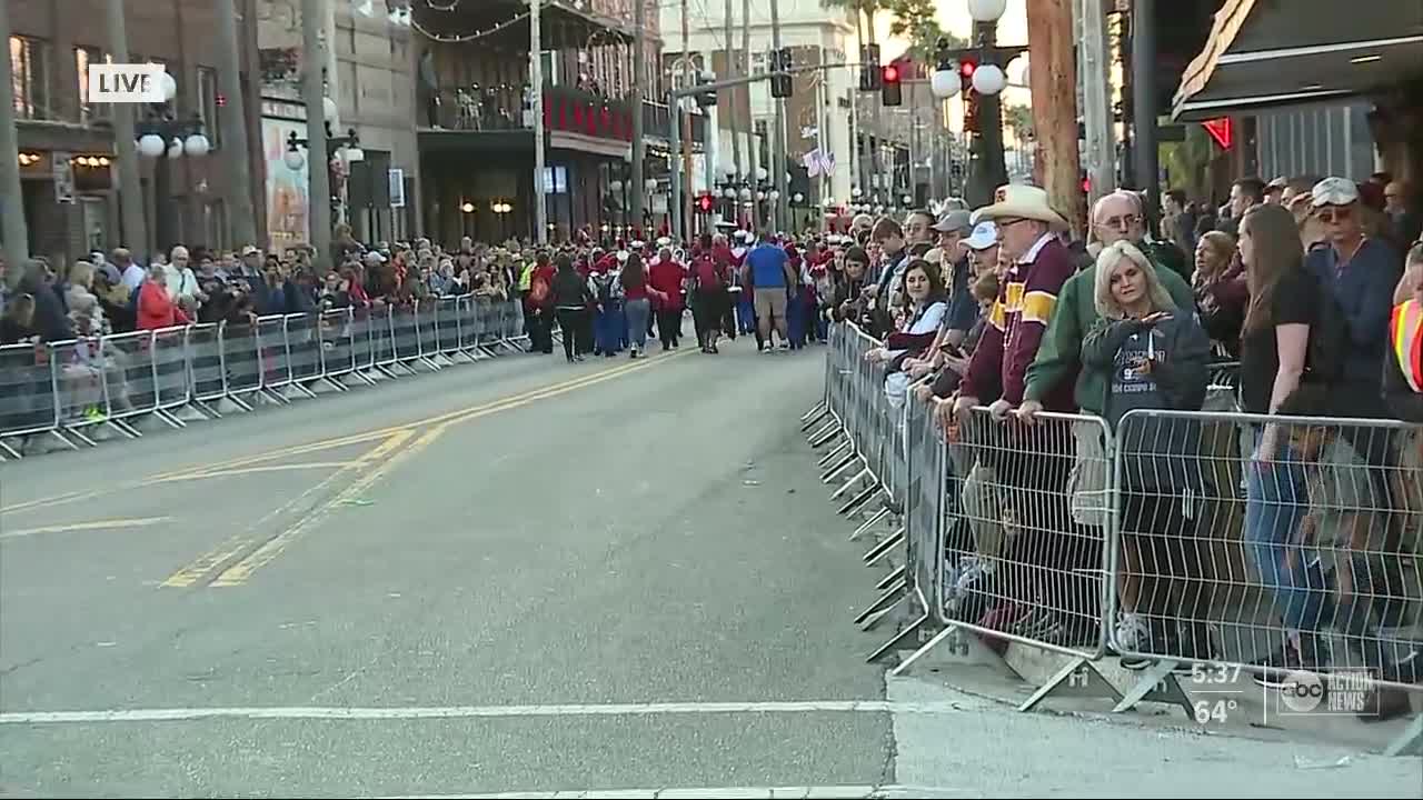 Minnesota, Auburn fans enjoy Tampa Bay trip for Outback Bowl