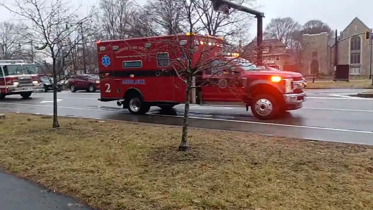 state police respond to a small fender-bender