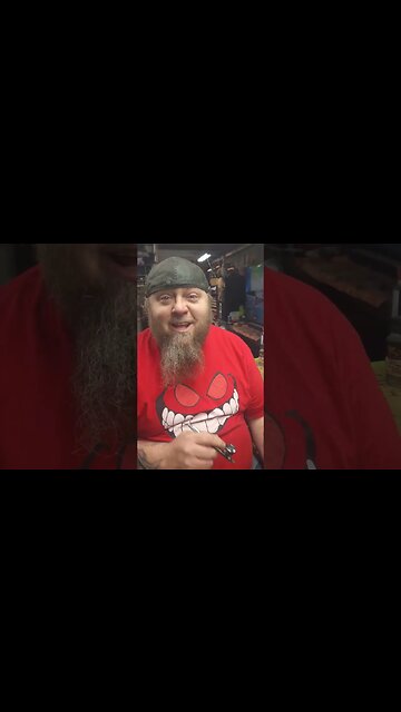 Do You Know Why I Like Airbrushing? #glitter #airbrush #painting #creative