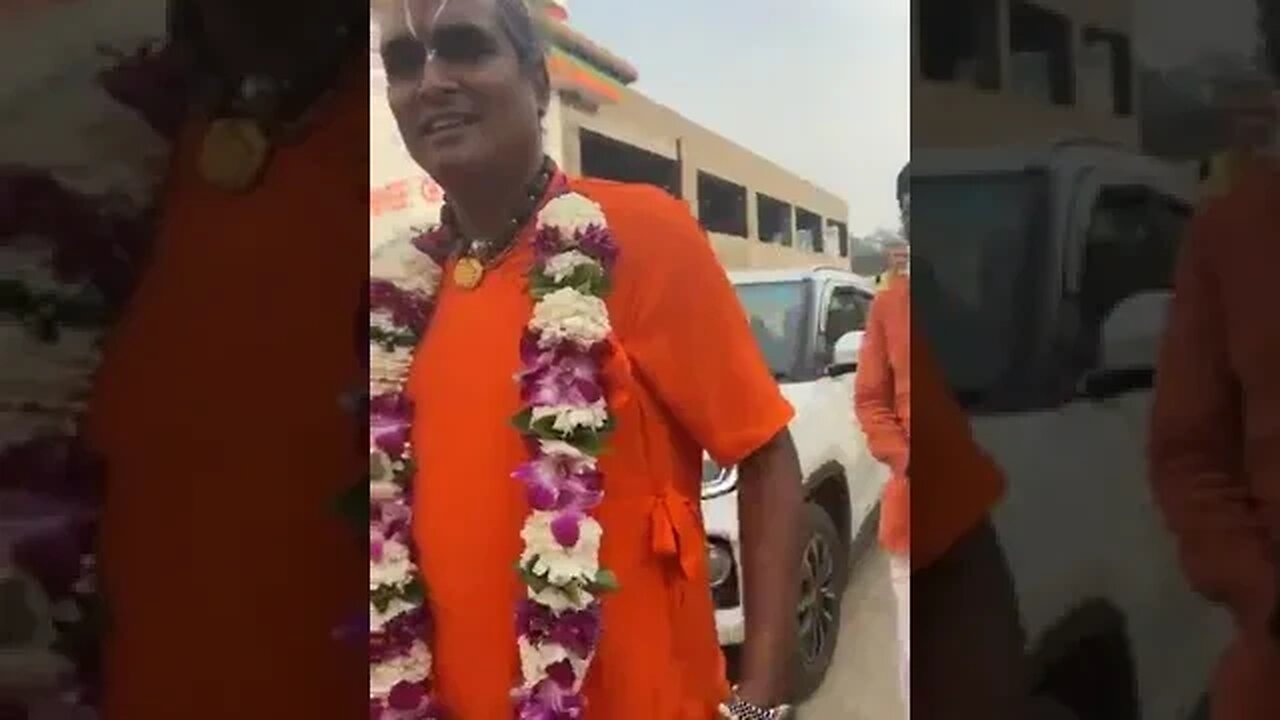 Chegada do Guruji ao Ashram em Vrindavan, 27 Fevereiro 2023