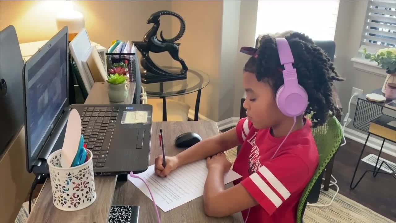 'Bob' the robot helps students learning remotely at Centennial school