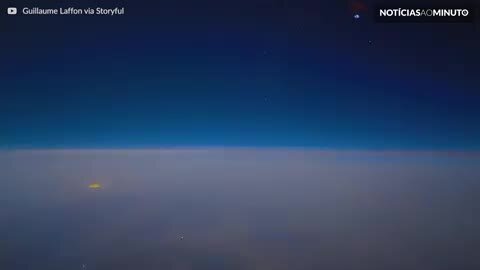 Piloto grava timelapse incrível sobre o Irã