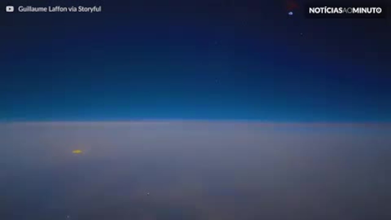 Piloto grava timelapse incrível sobre o Irã