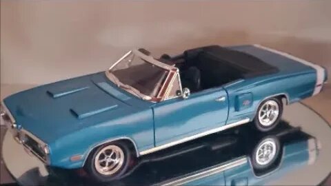 1:18 Diecast Model Cars - 1970 Dodge Coronet R/T Convertible - Yatming