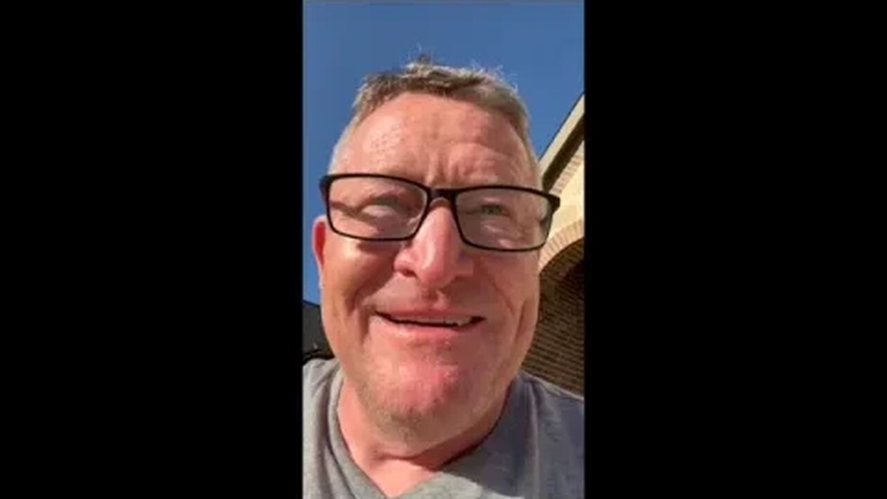 Lee Reed River Rock and Moral Support Dog