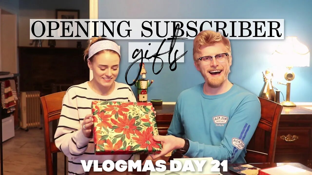 Opening Subscribers' Cards & Gift! | Vlogmas Day 21