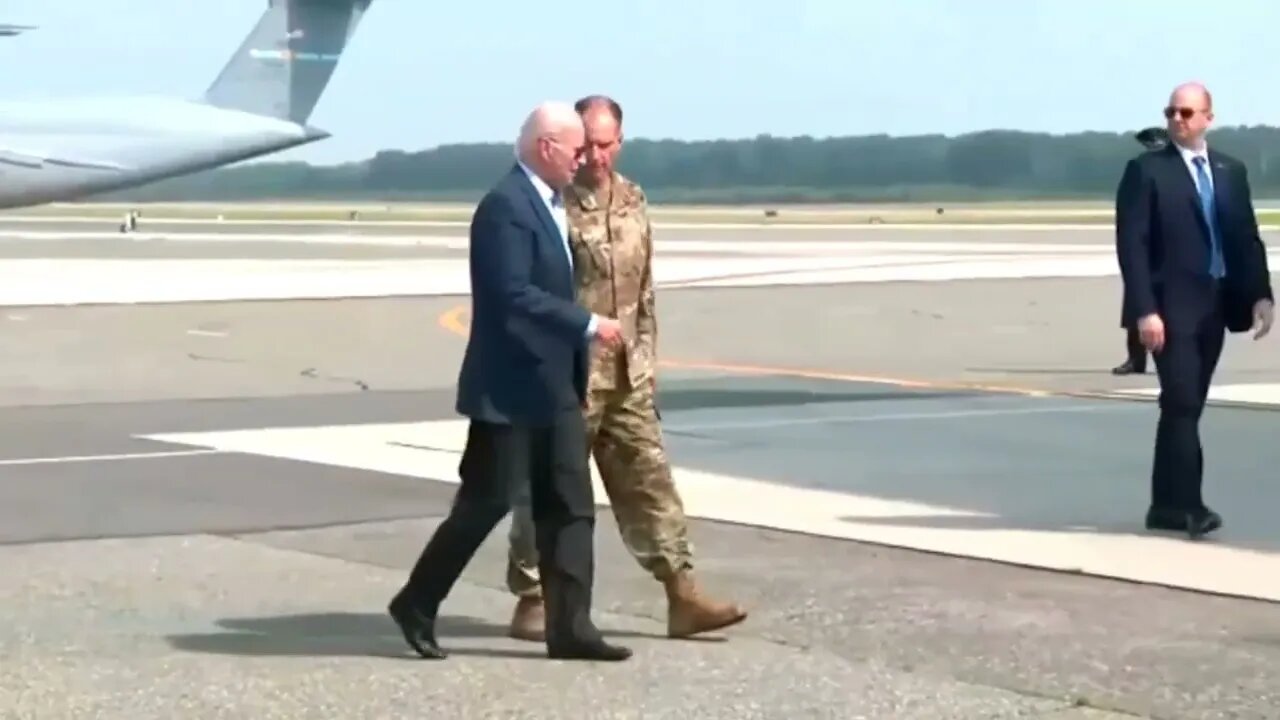 Biden Takes No Questions As He Boards Plane For California Fundraising Trip w/ Liberal Billionaires