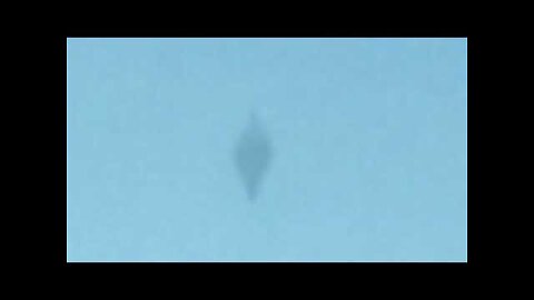 Pyramid Shape UFO Filmed Over Area 51 Huge Pyramid over Area 51