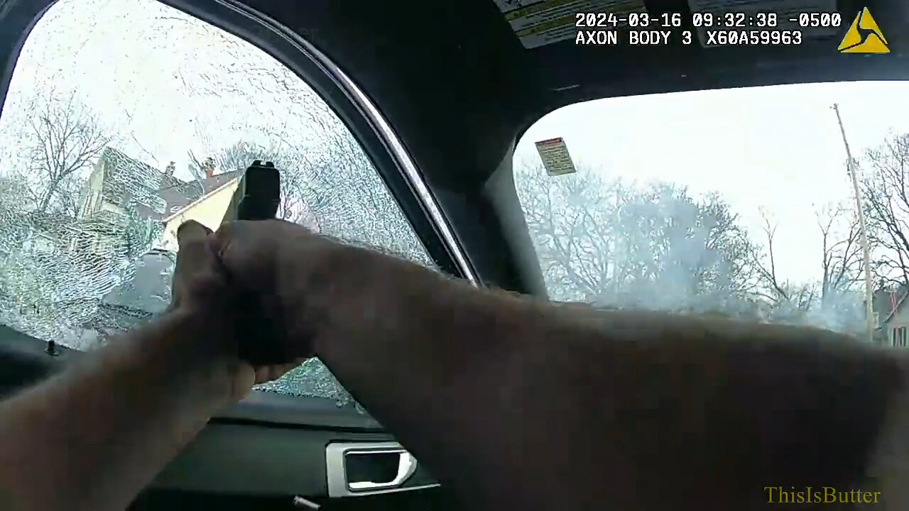 Illinois police officer fatally shoots suspect through his window after a chase, PIT maneuver