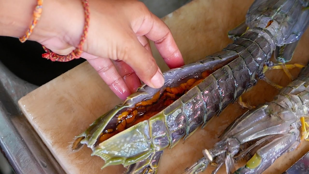 ALIEN SHRIMP Thailand Street Food