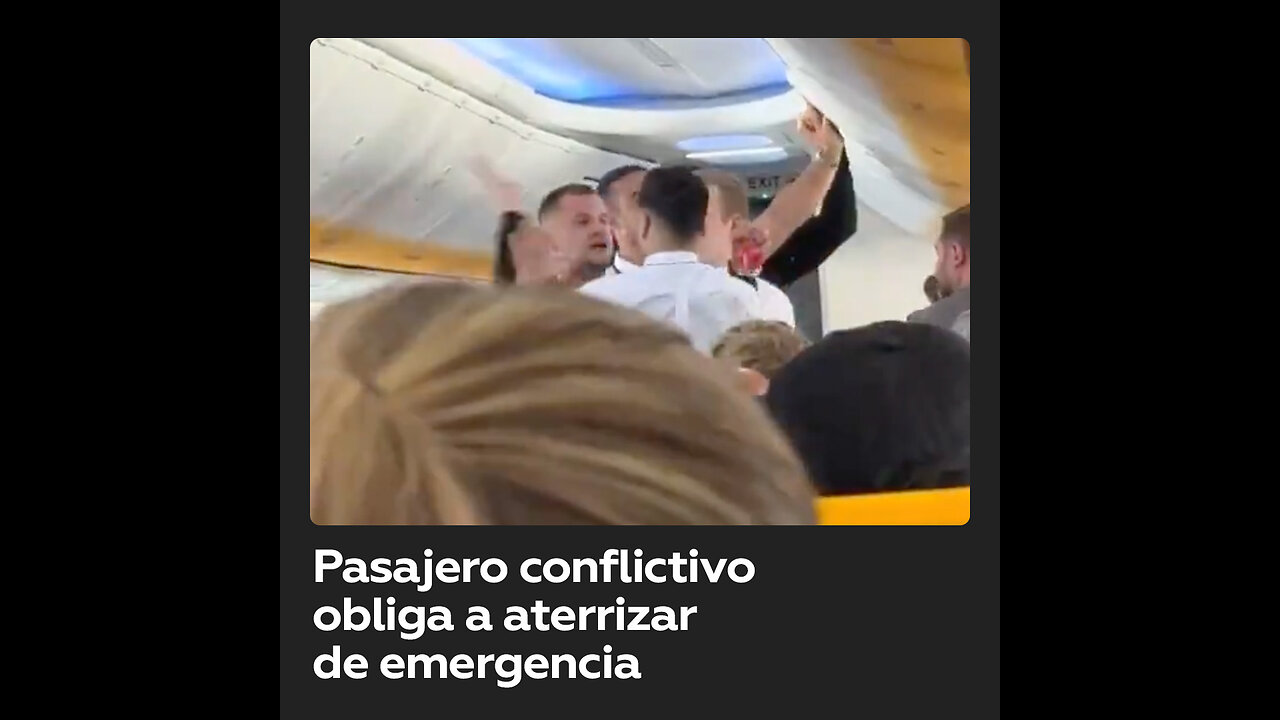 Avión de Ryanair aterriza de emergencia por un pasajero conflictivo